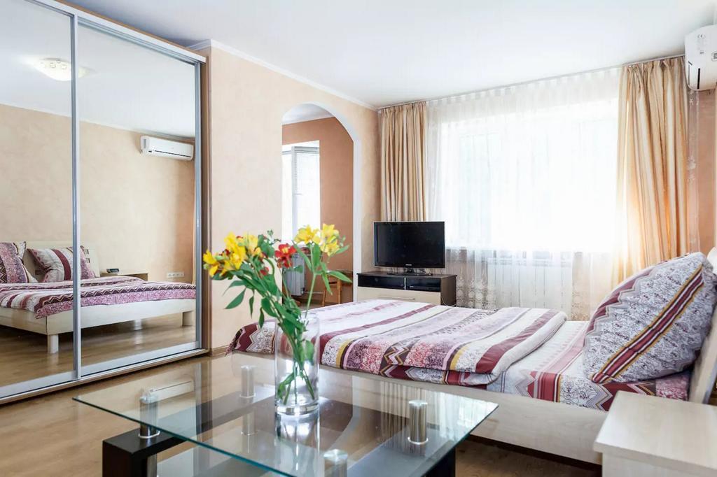 Apartment In Zaporozhye. Antica Zaporizhia Eksteriør billede